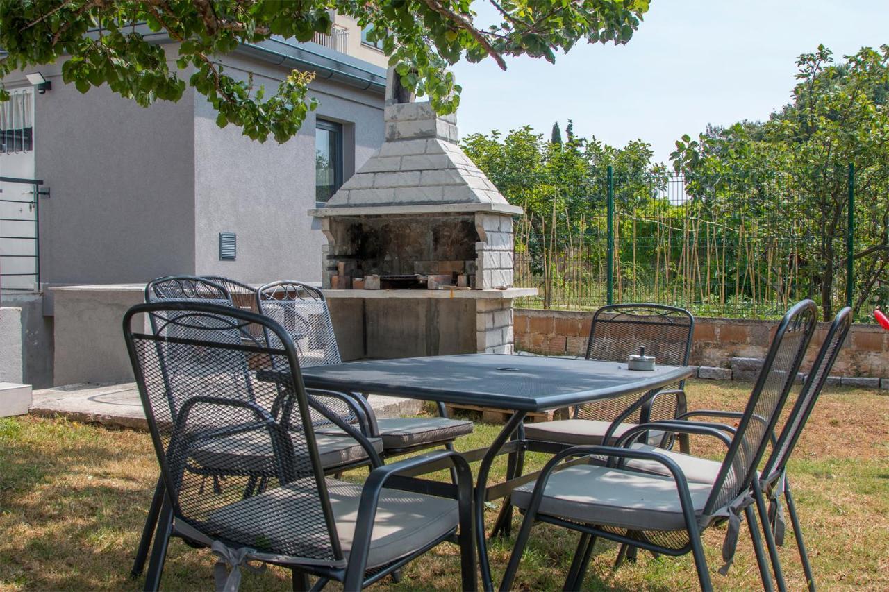 Apartman Olea Pula Bagian luar foto